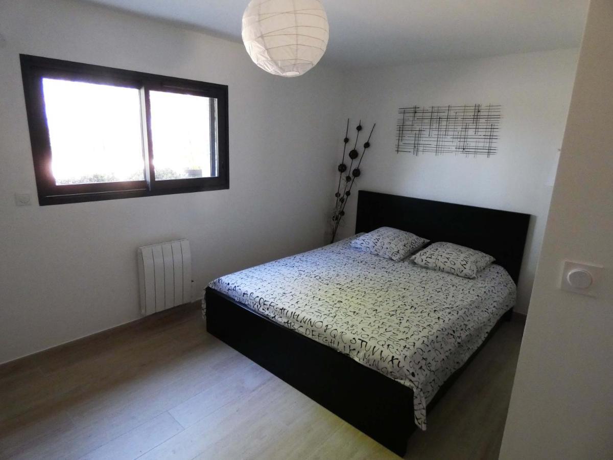 Proche Lac Du Salagou, Chambre Agreable Avec Salle D'Eau Et Wc Prive Lacoste  Buitenkant foto